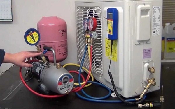 Trong trường hợp điều hòa hết gas, hãy liên hệ đến trung tâm bảo hành để sửa chữa kịp thời